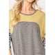 thumbnail image 4 of Top de Punto con Bloques de Color y Estampado Floral con Mangas Dolman, 4 of 5