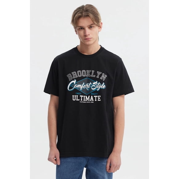 Polera Hombre Regular Fit Print College Negro