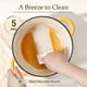 thumbnail image 4 of Libro de cocina Dutch Oven Overmont de hierro fundido esmaltado de 5.5 litros con tapa, 4 of 8