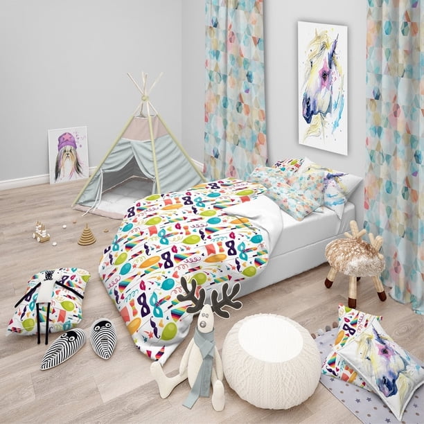 Designart Celebration Pattern With Carnival Icons Objects Niños Modernos