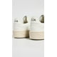 thumbnail image 3 of Zapatillas Veja V-90 para hombre, piel extra blanca, talla 8 EE. UU., 3 of 3