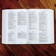thumbnail image 4 of Biblia HarperCollins NIV, KJV, NASB y Amplified con cubierta de cuero suave, 4 of 6