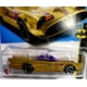 thumbnail image 2 of Batmóvil 131/250 4/5 Gold de la serie de televisión Hot Wheels, fundido a presión, 2 of 3