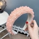 thumbnail image 4 of Diademas acolchadas de perlas para mujer: bandas anchas con cuentas acrílicas, aros barrocos, accesorios para el cabello hechos a mano para niñas., 4 of 5