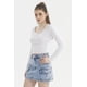 thumbnail image 2 of Polera Mujer Escote Abotonado Blanco, 2 of 4