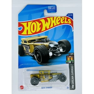 Auto Fundido A Presión Hot Wheels Bone Shaker 2022, Dorado, Escala 1:64