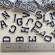 thumbnail image 2 of Parches de Letras Zlettery 2,5 cm Negro 130 piezas, 2 of 6