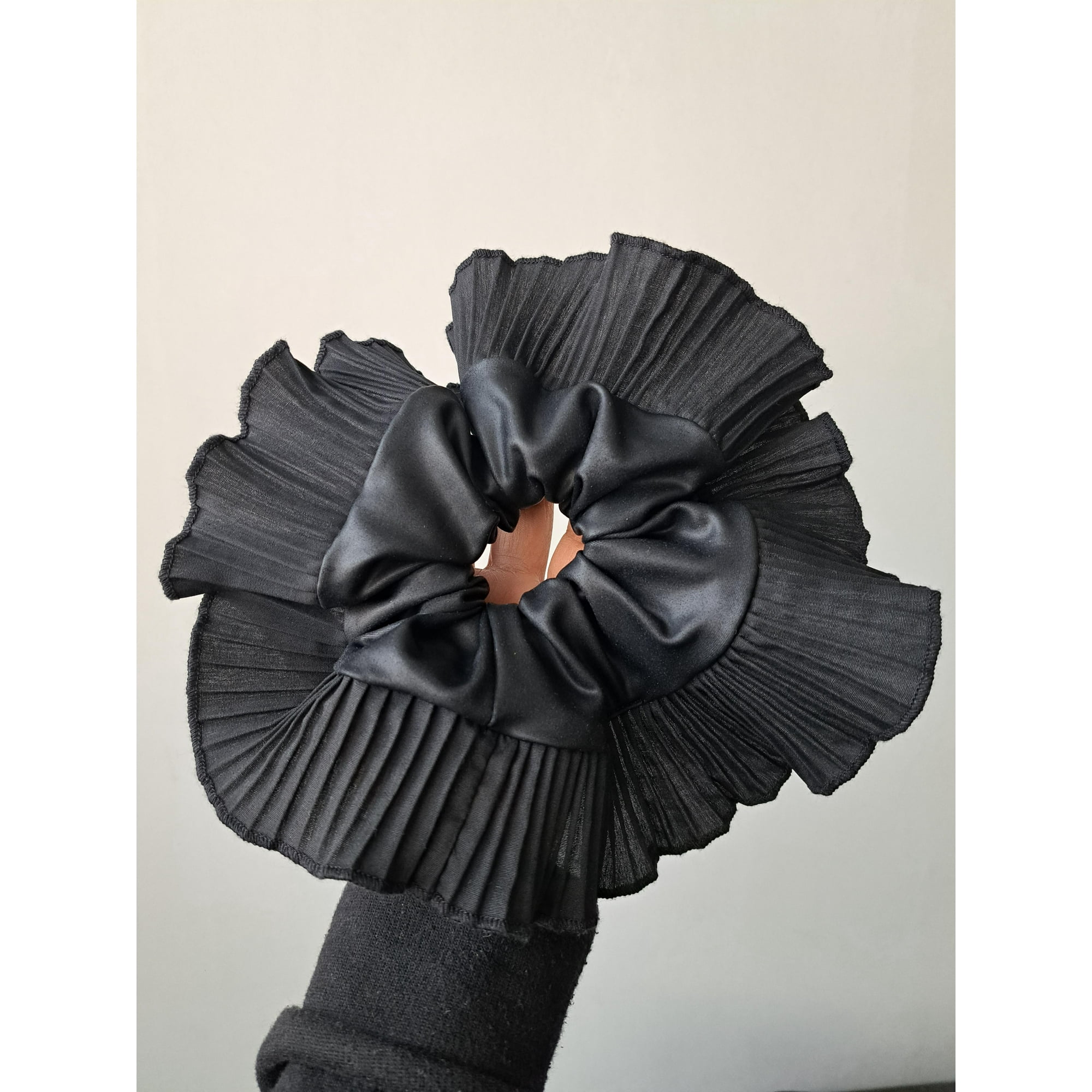 Katelier - Rumba Black, Material Lycra Efecto Ecocuero Y Plisada