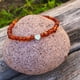 thumbnail image 2 of Pulsera ámbar báltico certificado y ajustable dije baño en oro, 2 of 3