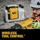thumbnail image 2 of Tanque de agua DEWALT 20V MAX Powered portátil de 15 L (4 galones), 2 of 3