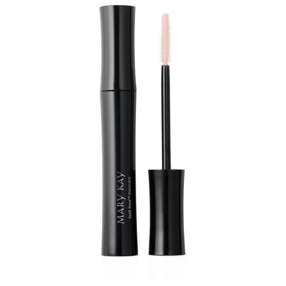 Máscara Leoy88 Lash Love Mary Kay negra