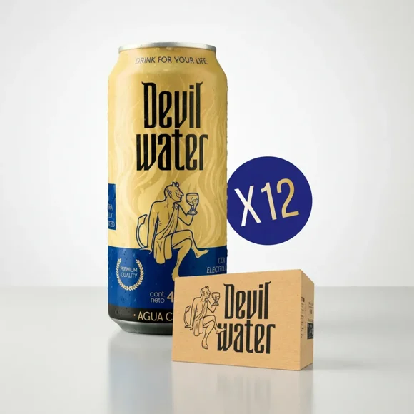 Pack 12 agua mineral con gas en lata Devil Water 473 ml