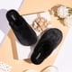 thumbnail image 5 of Zapatillas Snug Leaves Fuzzy Scuff para mujer, espuma viscoelástica, color negro, 38-39, 5 of 7