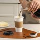 thumbnail image 2 of Vaso Cafe Polipapel Vaso Kraft Vaso C/tapa+manga 12oz 200und Blanco / Vaso 12oz, 2 of 10