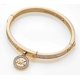 thumbnail image 3 of Brazalete de acero inoxidable dorado con el logotipo MK de Michael Kors, 3 of 6