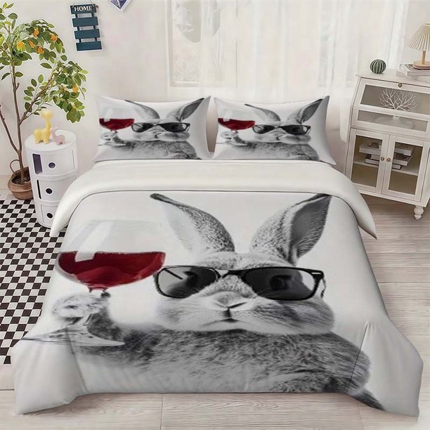 Rabbit Wearing Glasses Pattern Bedding Set. Soft And Comfortable Bedding Set Suitable for All Seasons