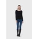 thumbnail image 4 of Polera Mujer Aplicación Cuello Negro, 4 of 4