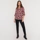 thumbnail image 4 of Blusa Mujer Cuello Mao Print Burdeo Flores Corona, 4 of 5