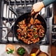 thumbnail image 4 of Wok Lodge Chef Collection de hierro fundido de 32 cm, 4 of 4