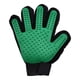 thumbnail image 1 of Guante Cepillo para Mascotas Verde, 1 of 2