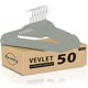 thumbnail image 1 of Perchas de terciopelo GVTECH Premium [paquete de 50] antideslizantes, color gris, 1 of 8