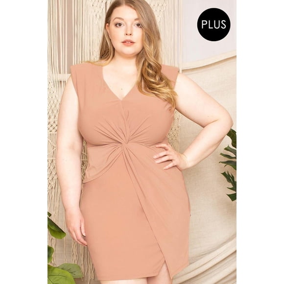 Minivestido de Talla Grande con Cintura Torcida