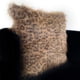 thumbnail image 3 of Cojín Plutus Brands Plutus Tawny Wildcat de piel sintética, 3 of 3