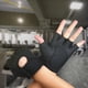 thumbnail image 2 of Guante de entrenamiento Atletis con agarre XL Negro, 2 of 6