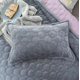 thumbnail image 3 of Fundas de almohadas con diseño gamuza 50x75 cm color gris, 3 of 3
