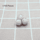 thumbnail image 1 of suxuMhao Pompones Blancos para Manualidades Pompones de Oropel Esponjosos Pompones con Brillo Decoración de Ropa 0.78 Inch 100 Pzas Pompones Al por Mayor para Manualidades DIY Adornos de Fiesta, 1 of 3