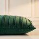 thumbnail image 3 of Funda de Cojín Texturizada con Pliegues REGALWOVEN Paquete de 2 para Decoración Moderna del Hogar Verde Oscuro 20 x 12 Pulgadas, 3 of 7