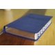 thumbnail image 4 of Biblia de Regalo Premium NIV, Cuero Suave, Azul Marino, Letras Rojas, Índice de Pulgar, Impresión Comfort: La Biblia Perfecta para Cualquier Ocasión de Regalo, 4 of 7