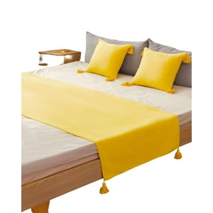 M&L Todo Para El Hogar - Piecera Mas 2 Fundas Con Pompones Amarillo