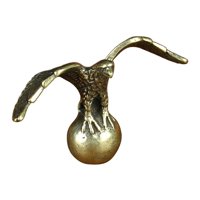 Magideal - Estatua De Águila De Cobre, Escultura Decorativa De Mesa Pequeña, Figura De Animal De Latón Antiguo Retro Para Decoración De Dormitorio, Escritorio De