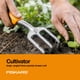 thumbnail image 4 of Set de herramientas de jardinería Fiskars 3 en 1 de aluminio fundido resistente al óxido, 4 of 6