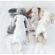 thumbnail image 3 of Conejo de seguridad, 3 of 3