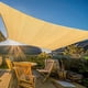 thumbnail image 1 of Parasol con forma de vela, diseño Artpuch, 3,7 m x 4,9 m, para patio y exterior, 1 of 8