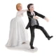 thumbnail image 2 of Novios Tender Moment Cake Topper Pareja Figura 15x6x10.5cm, 2 of 5