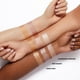 thumbnail image 2 of Iluminador líquido e.l.f. Halo Glow Highlight Beauty Wand, 2 of 6