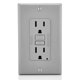 thumbnail image 3 of Outlet Leviton, 15 amperios, autotest, no es resistente a manipulaciones, gris, 3 of 4