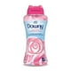 thumbnail image 1 of Aromatizante de Ropa April Fresh con Febreze 680grs - Downy, 1 of 2