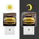 thumbnail image 3 of Auto de Carrera Luz nocturna LED con sensor de anochecer a amanecer para dormitorio, baño, pasillo, escaleras - Lámpara LED nocturna de enchufe, 0.5W - 1 pieza, 3 of 6