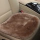 thumbnail image 1 of Funda de asiento de coche OGLAND, piel de oveja, 50 x 50 cm, color camel, 1 of 9