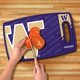 thumbnail image 4 of Tabla de cortar YouTheFan 36 cm x 23 cm Washington Huskies, 4 of 5