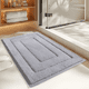 thumbnail image 2 of Alfombra Baño Microfibra Bajada Ducha Absorbente Liso Gris, 2 of 3