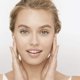 thumbnail image 5 of Paños faciales Olay 4 en 1 para piel normal - 33 unidades, 5 of 7