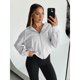 thumbnail image 3 of Trendy Queen Chaqueta cropped con capucha y cierre para mujer, 3 of 3