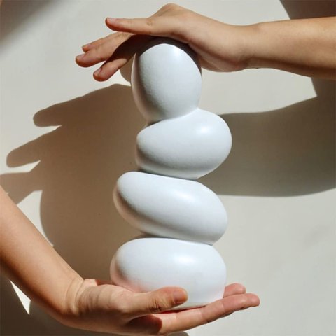 Santú Home & Deco - Florero Cerámica Centro De Mesa Blanco Stones