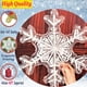 thumbnail image 3 of Set de globos con forma de copo de nieve para fiesta de Navidad en Winter Wonderland, 6 unidades, 3 of 7