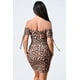 thumbnail image 3 of Vestido Ajustado Fruncido con Hombros Descubiertos y Estampado de Leopardo, 3 of 5